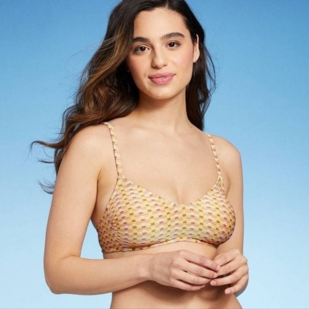 Kona Sol swimsuit top size S